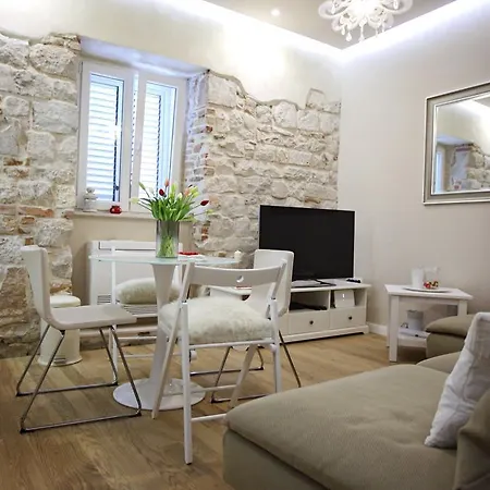 White Stone - Diocletian Palace شقة سبليت